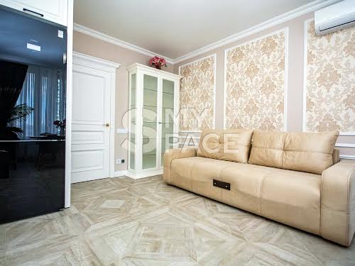 квартира за адресою Дніпровська набережна вул., 20-А