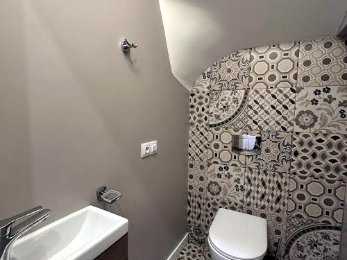 квартира за адресою Регенераторна вул., 4