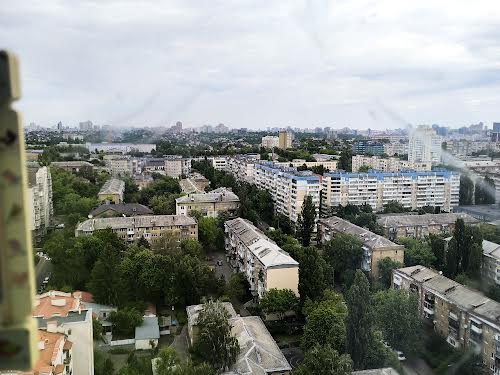 квартира за адресою Рея Бредбері вул., 2
