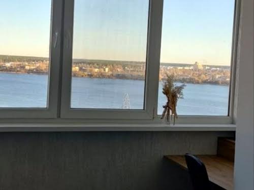квартира по адресу Ревуцкого ул., 42