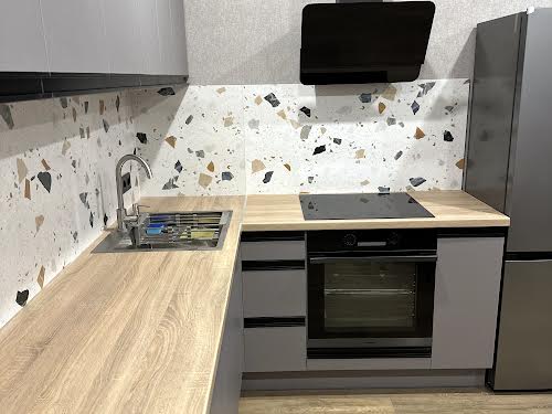 квартира за адресою Тодося Осьмачки вул. (Горького), 58а