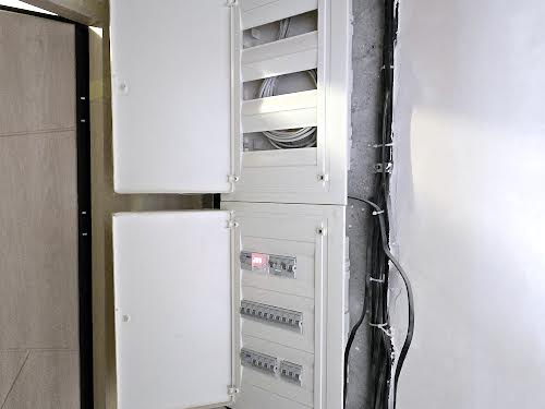 квартира за адресою Амосова вул. (Корчагінців), 5