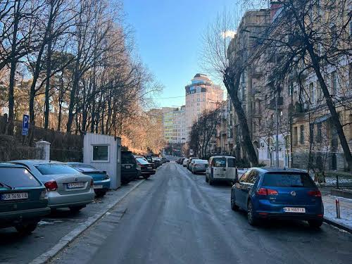 квартира за адресою Назарівська вул. (Вєтрова), 19