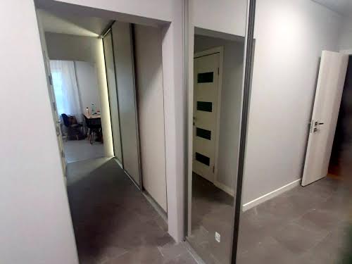 квартира за адресою Анни Ахматової вул., 4