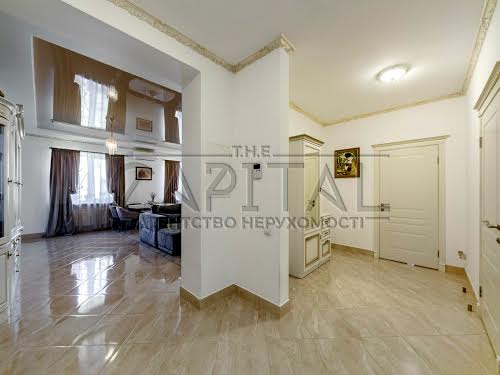будинок за адресою с. Крюківщина, Крюківщина