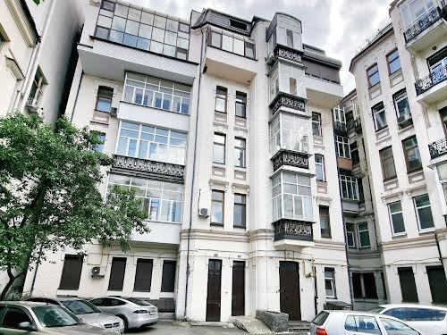квартира по адресу Институтская ул., 13/4