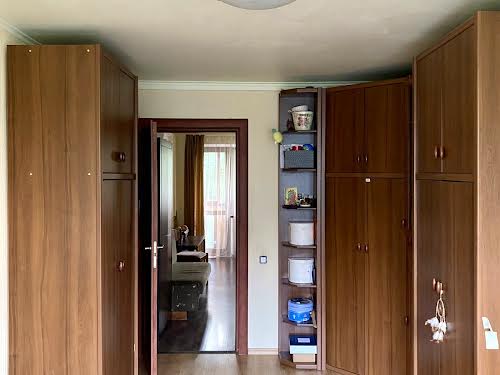 квартира за адресою Романа Ратушного вул. (Волгоградська), 29