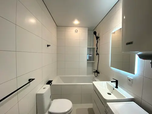 квартира за адресою Салютна вул., 2к16