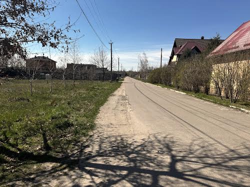 ділянка за адресою с. Плюти, 