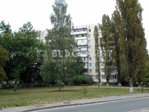 квартира за адресою Київ, Дмитра Луценка вул. (Крейсера 