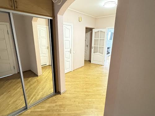 квартира по адресу Анны Ахматовой ул., 43