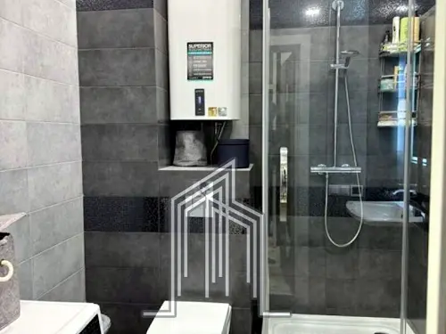 квартира за адресою Новомостицька вул., 15