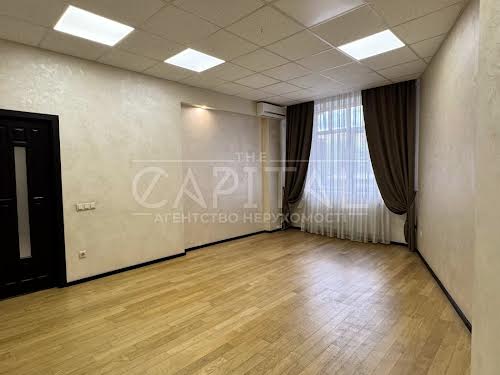 комерційна за адресою Старонаводницька вул., 6