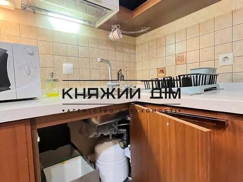 квартира за адресою Рибальська вул., 8