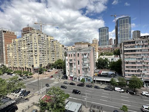 квартира за адресою Антоновича вул. (Горького), 102