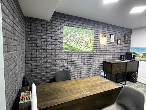 комерційна за адресою с. Гора, Центральна вул., 51в