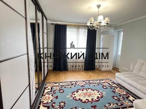 квартира по адресу Киев, Машиностроительная ул., 8