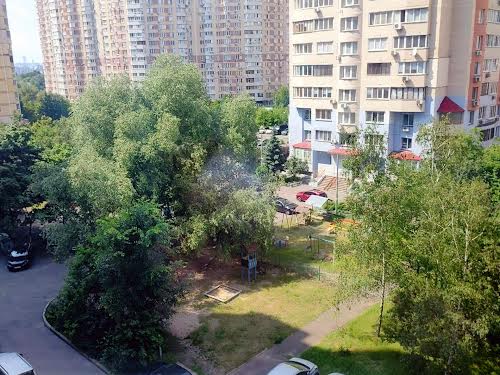 квартира за адресою Григоренка, 1а