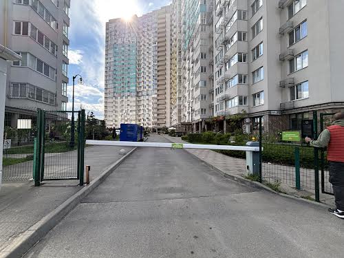 квартира за адресою Академіка Заболотного вул., 15-Б