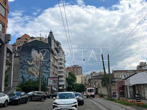 квартира за адресою Дмитрівська вул., 66-А