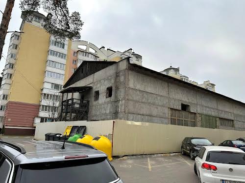 комерційна за адресою Ярослава Мудрого вул., 10