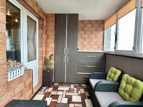 квартира за адресою с. Святопетрівське, Теплична вул., 38