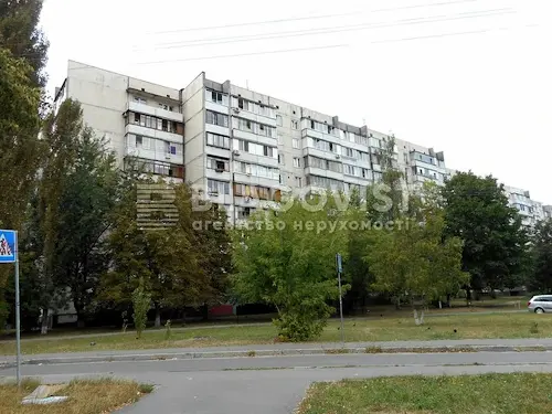 квартира за адресою Київ, Дмитра Луценка вул. (Крейсера 
