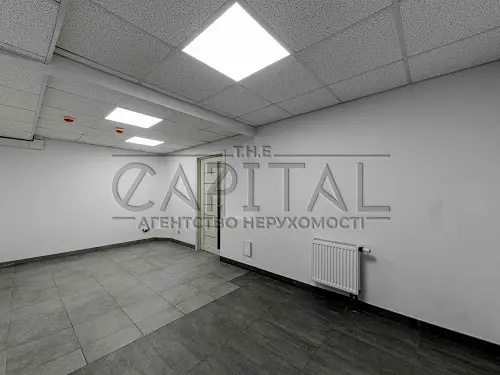 комерційна за адресою Антоновича вул. (Горького), 131