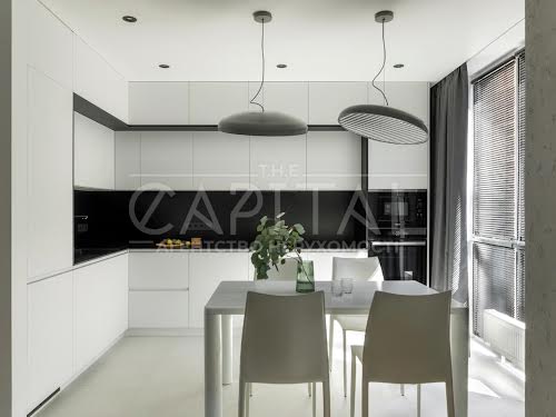 квартира за адресою Салютна вул., 2б