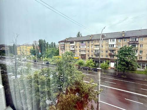 квартира за адресою Миру просп., 12