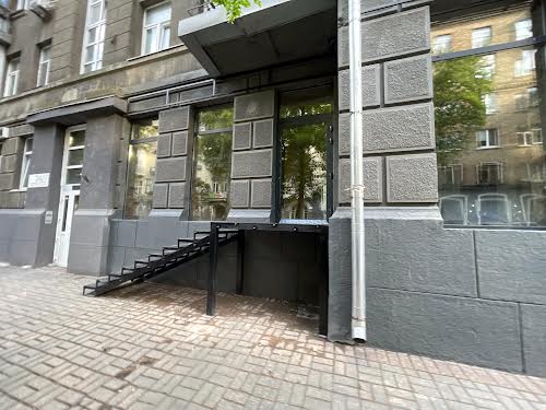 коммерческая по адресу Институтская ул., 24/7