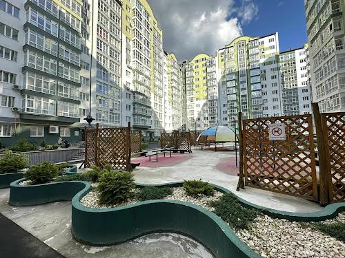 квартира за адресою Височана вул., 18