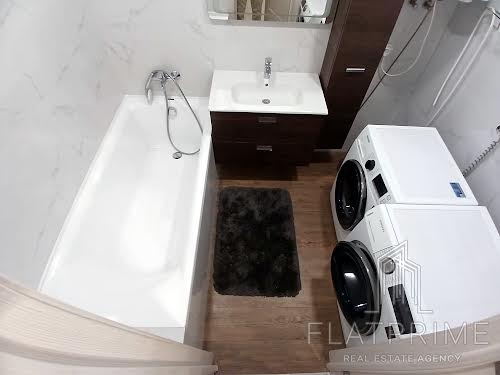 квартира за адресою Регенераторна вул., 4