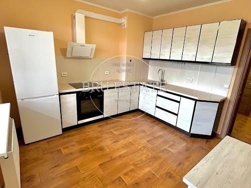 квартира по адресу Ревуцкого ул., 54