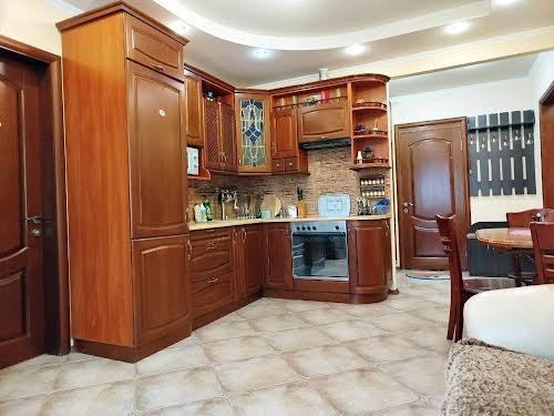 квартира за адресою Мілютенка вул., 25