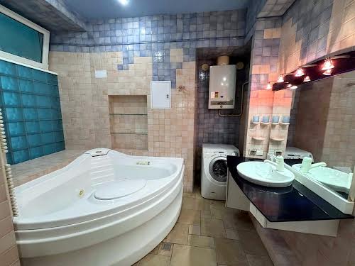квартира по адресу Шота Руставели ул., 27