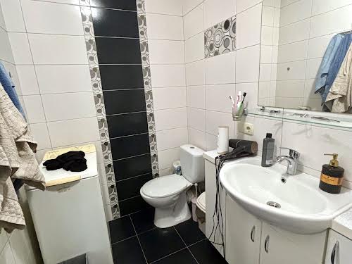 квартира за адресою с. Петропавлівська борщагівка, Соборна вул. (), 10-Д