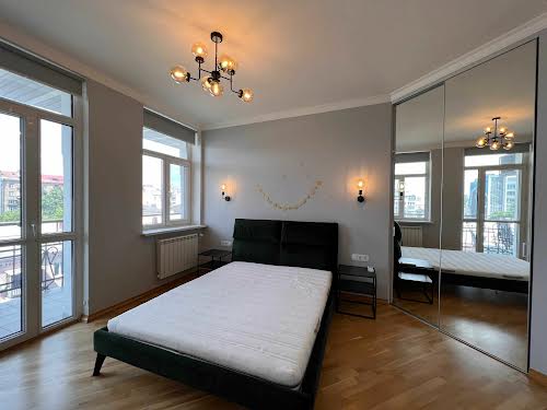 квартира по адресу Шота Руставели ул., 27а