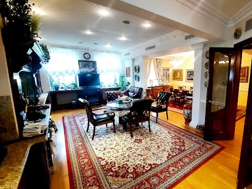 квартира за адресою Круглоуніверситетська вул., 4Б