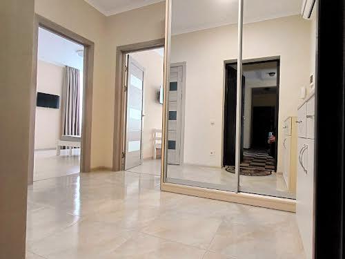 квартира за адресою Академіка Амосова вул., 63