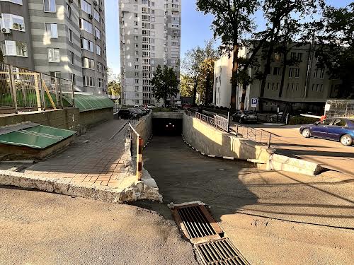 квартира по адресу Львовская ул., 22
