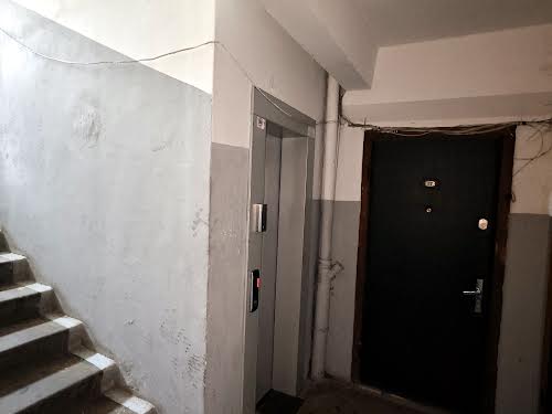квартира за адресою Дніпровська набережна вул., 7-А