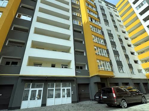 квартира по адресу Степана Бандери ул., 30-А