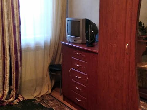 будинок за адресою с. Зозулі, Гагаріна