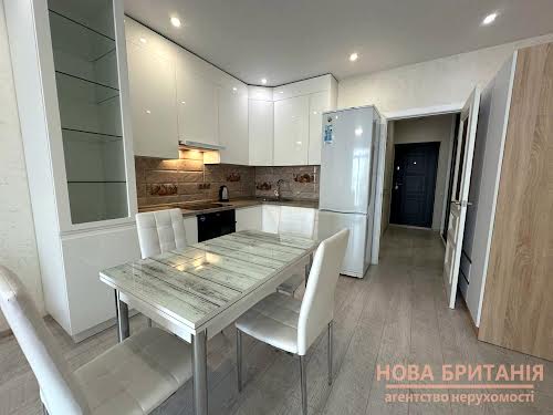 квартира за адресою Михайла Максимовича вул. (Онуфрія Трутенка), 26