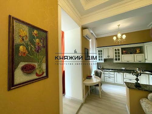 квартира за адресою Антоновича вул. (Горького), 8