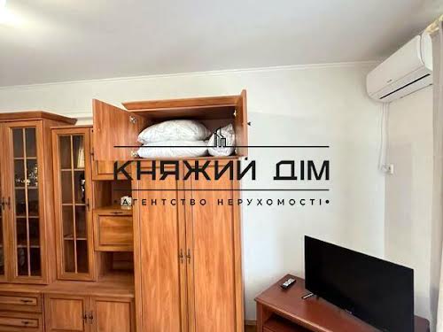 квартира за адресою Драгоманова вул., 44А