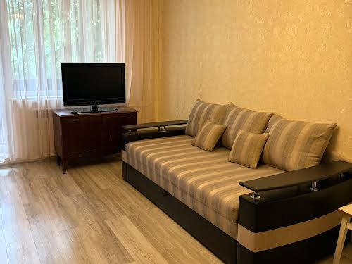квартира за адресою Академіка Корольова вул., 8