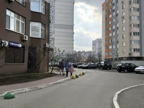 квартира за адресою Олени Пчілки вул., 5