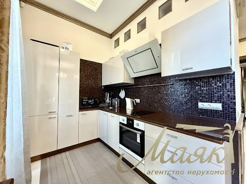 квартира за адресою Банкова вул., 3
